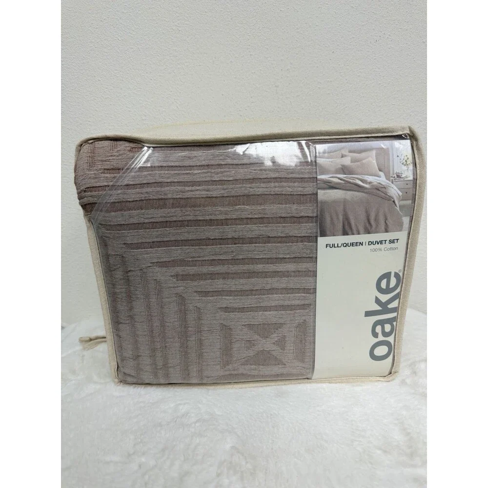 Oake Concentric Squares Matelasse FULL / QUEEN Duvet Cover + 2 Standard Shams